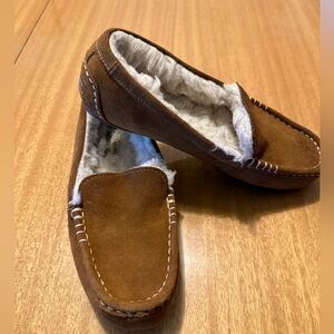 Koolaburra by UGG Suede Moccasin Slippers Brown Shearling Lined Womens 7